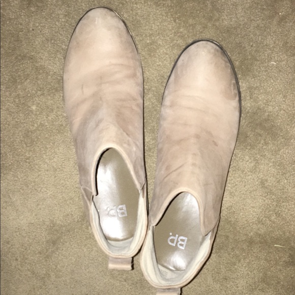 booties - Picture 2 of 3